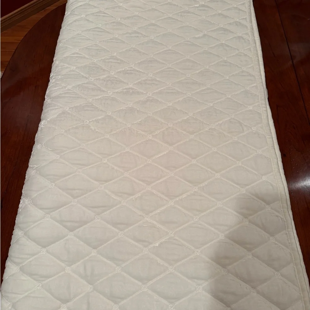 Martha Stewart Tufted Velvet FULL / QUEEN Quilt IVORY - $300